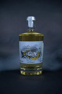 Aaregin Gelb 43%  50cl